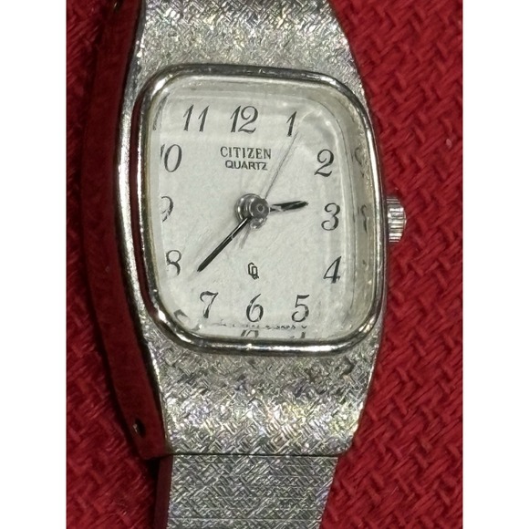 Vintage Citizen Women\'s Silver Watch‎ 2951-294289 K Japan New Battery Runs Great main image 6